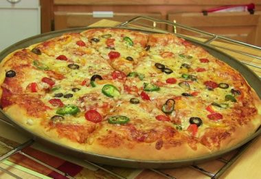 How To Make Homemade Pizza