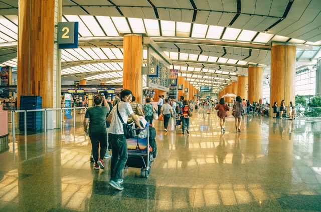 How to Manage Travel Expense During Holiday Rush?