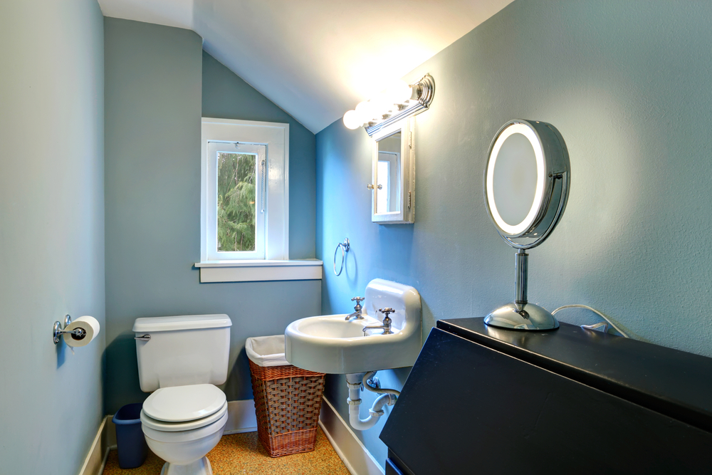 Small Bathroom Makeover