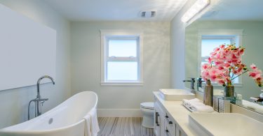 Small Bathroom Makeover