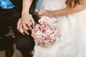 How to Plan a Wedding on a Budget