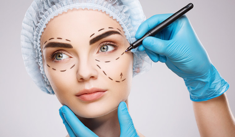 Plastic Surgeon in India