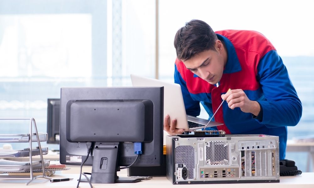 Types of Services Offered at a Computer Repair Store