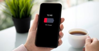 5 Things You May Not Realize Drain Your Cell Phone Battery